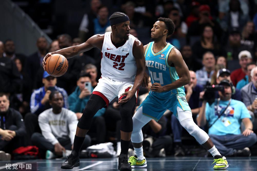 表现非常满 表现非常满