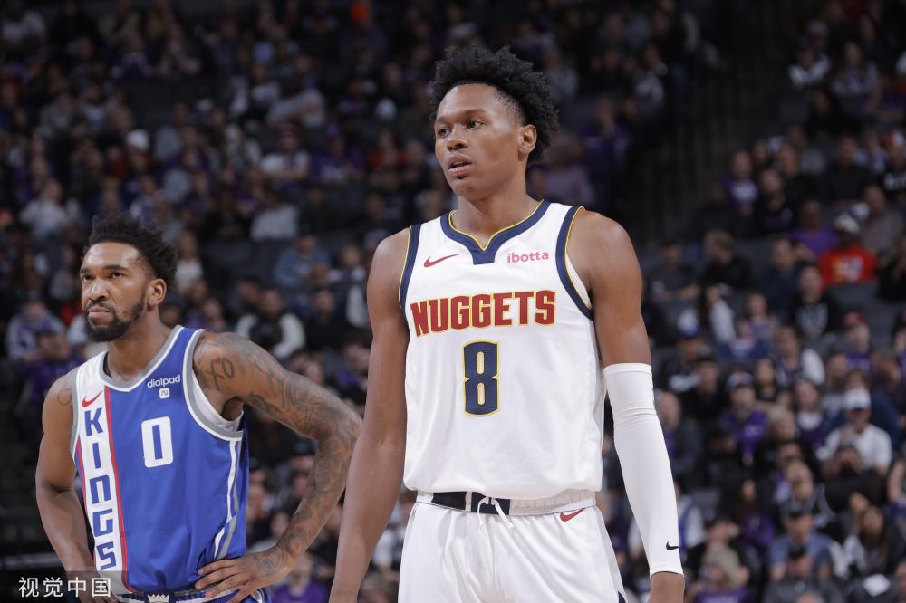 在许多突发 在许多突发