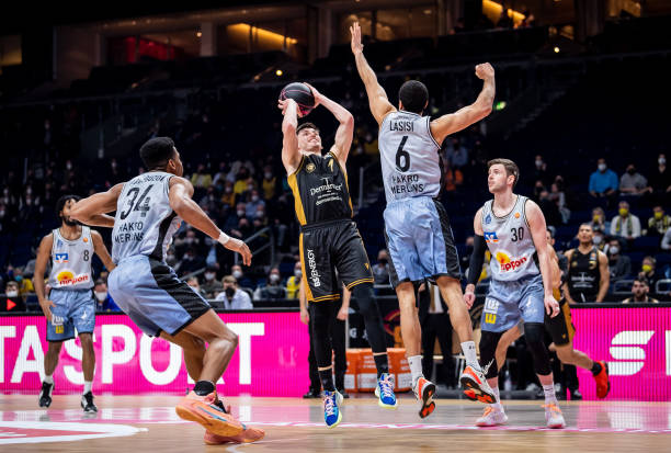 加纳乔与切 加纳乔与切